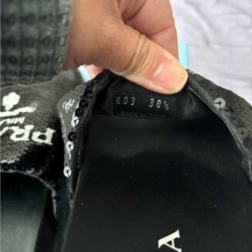 Prada slides - Picture 5 of 11